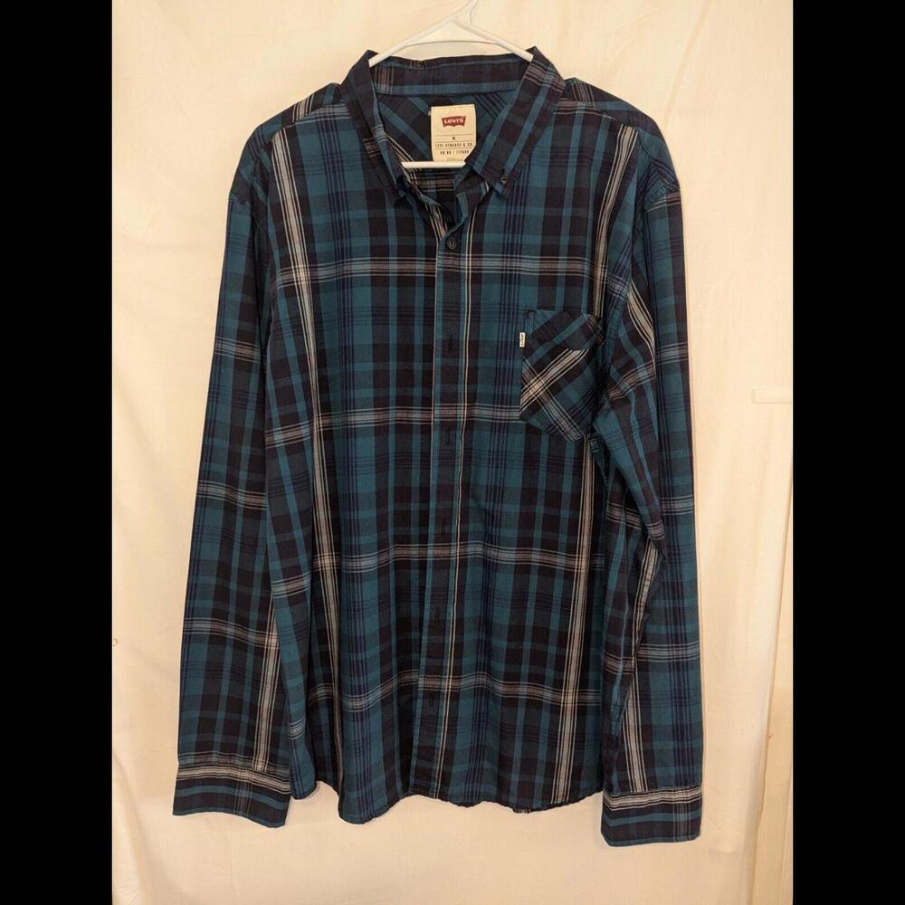 Levis Men Button Up Shirt XL Blue Plaid Logo Pockets Long Sleeve Collar